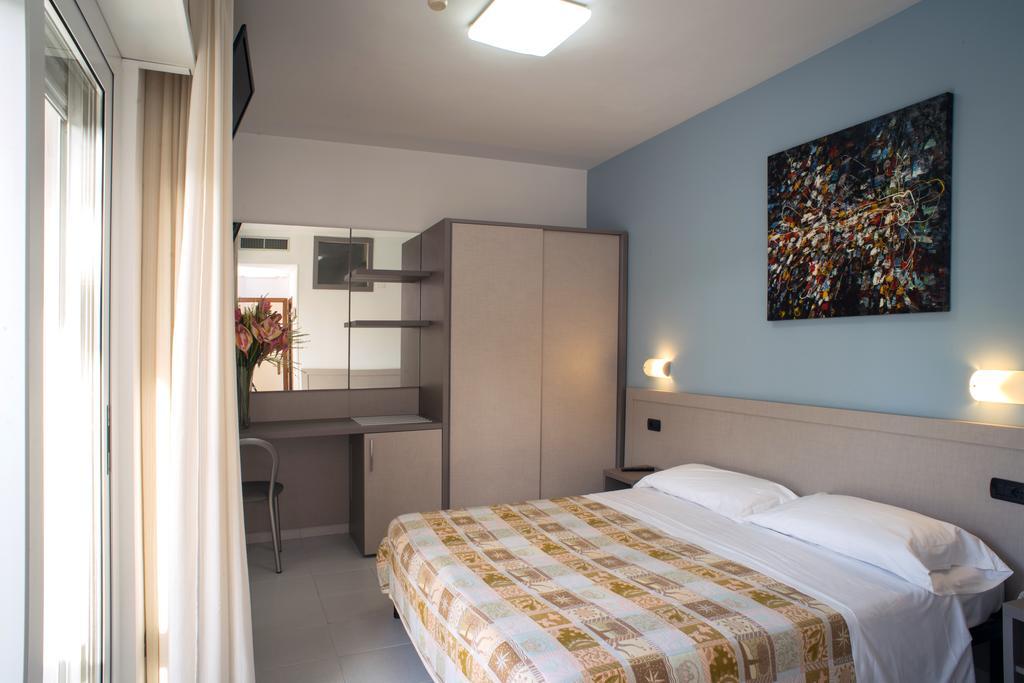 Hotel Clipper Giulianova Exterior foto