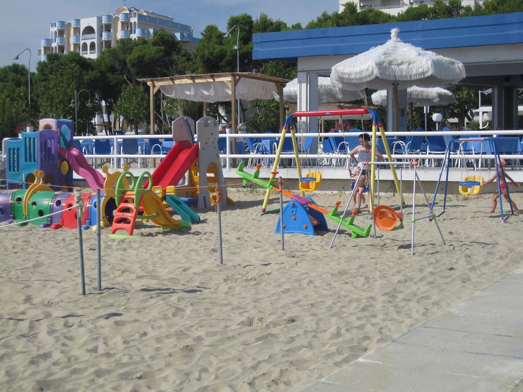 Hotel Clipper Giulianova Exterior foto