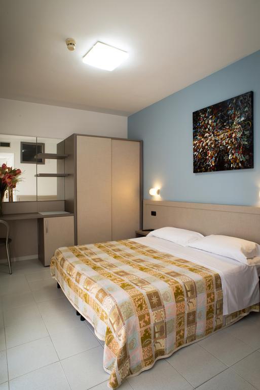Hotel Clipper Giulianova Exterior foto